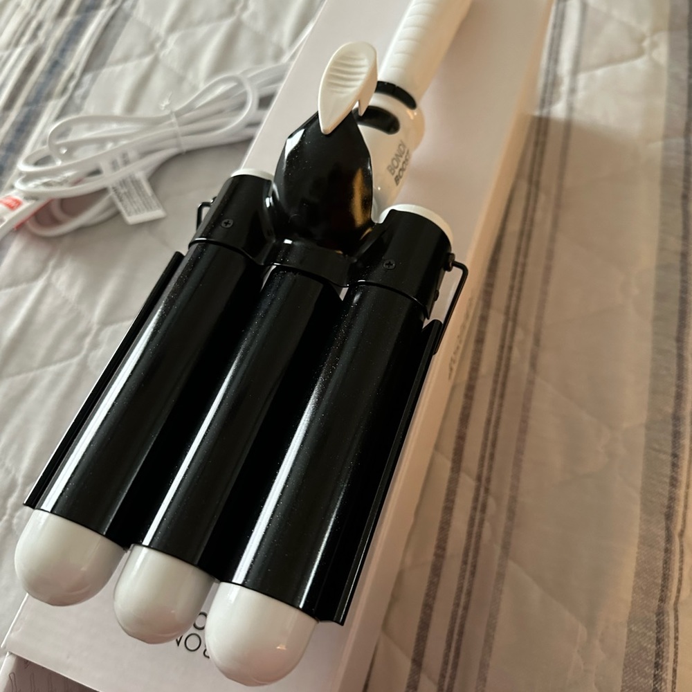 Bondi Boost wave wand